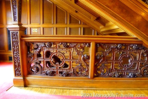 Extensive details in the stair banisters