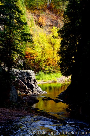 Some of the beautiful fall colors near the waterfalls