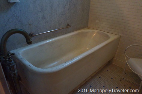 One of the bath tubs used to soak in the natural warm water