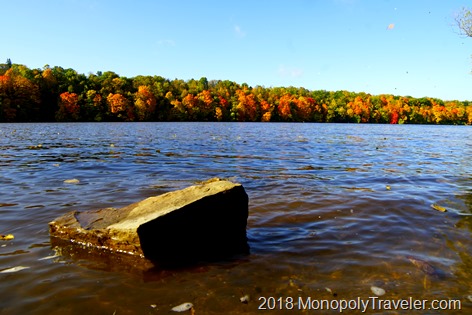 Fall colors begining along the Mississippi River