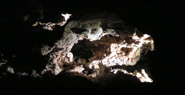 Cave Popcorn